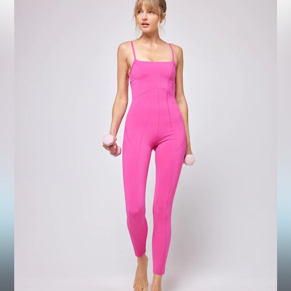 Like new go the distance jumpsuit color Bougainvillea / pink